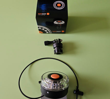 Navilight 360° 2NM with Navimount Base and Anodised Aluminium bracket