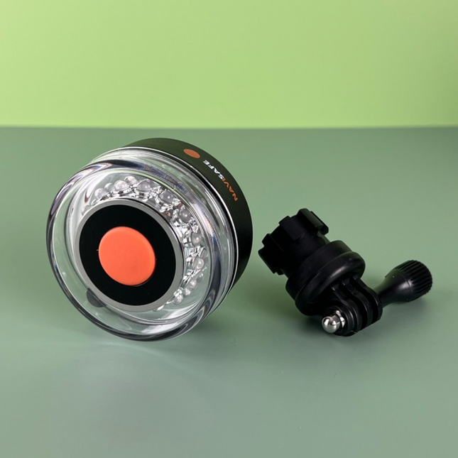 Navilight 360° 2NM w/Navimount base 040