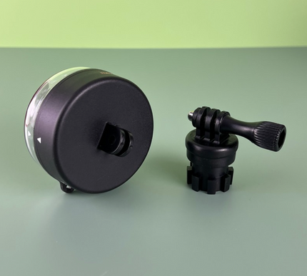 Navilight 360° 2NM w/Navimount base 040 with carbon fibre fitting for bow number holder