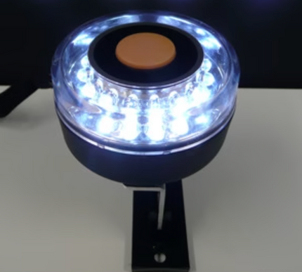 Navilight 360° 2NM w/Navimount base 040 with carbon fibre fitting for bow number holder