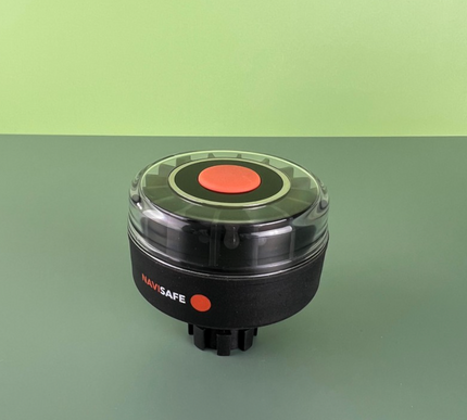 Navilight Tricolor 2NM w/Navibolt base 342